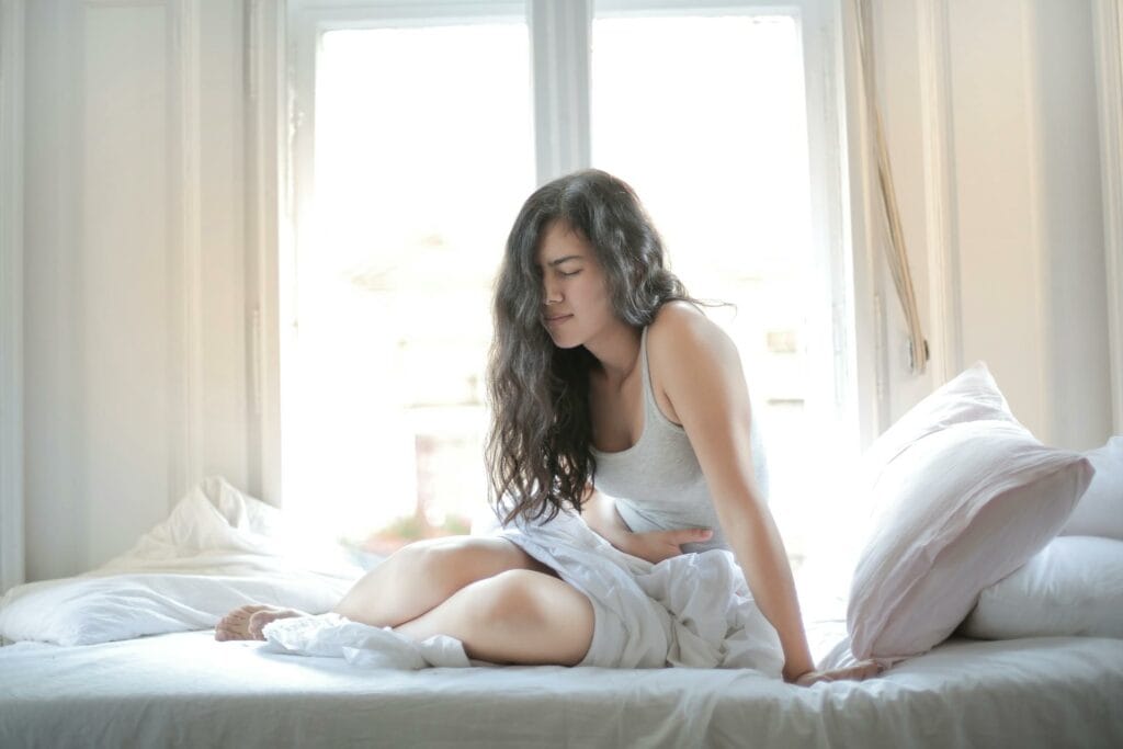 Conditions de souffrants chroniques de douleurs digestives : intestin irritable syndrome (IBS), et symptômes gastro intestinaux